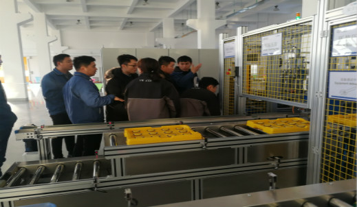 大众考察团莅临大连环创参观考察